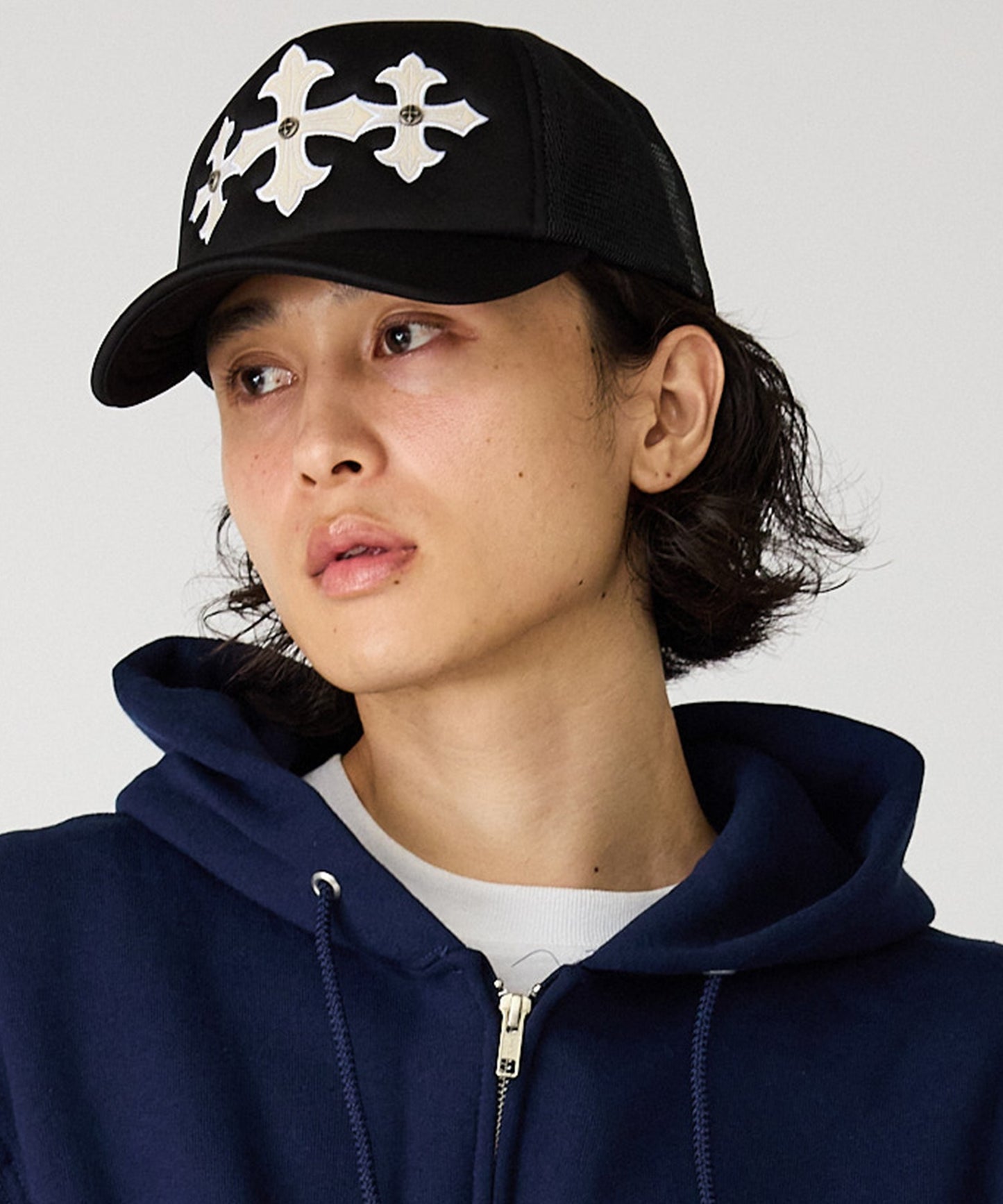 SUPPLIER / Cross Leather Patch Mesh Cap