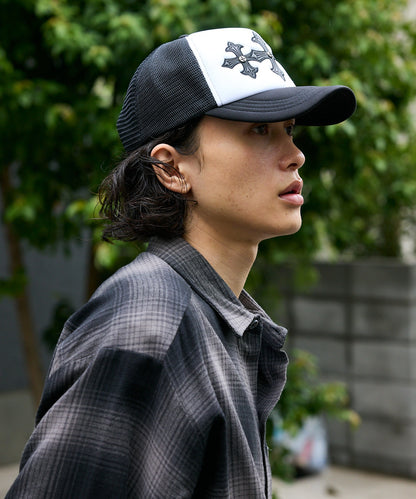 SUPPLIER / Cross Leather Patch Mesh Cap
