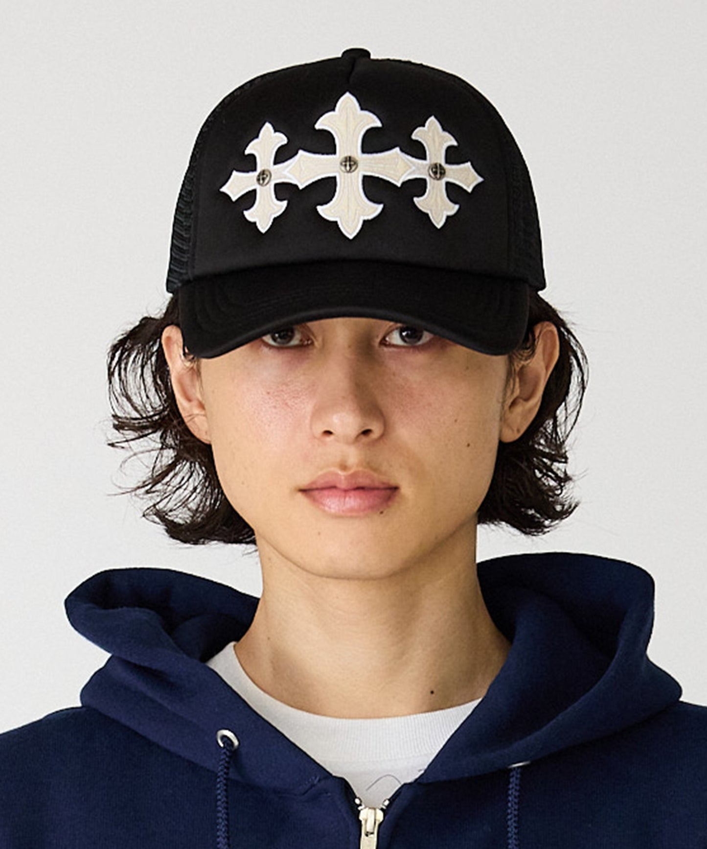 SUPPLIER / Cross Leather Patch Mesh Cap