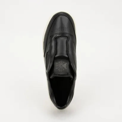 White Mountaineering × Reebok / CLUB C 85 VINTAGE SLIP-ON スニーカー