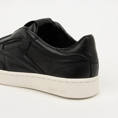 White Mountaineering × Reebok / CLUB C 85 VINTAGE SLIP-ON スニーカー