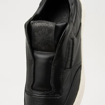White Mountaineering × Reebok / CLUB C 85 VINTAGE SLIP-ON スニーカー
