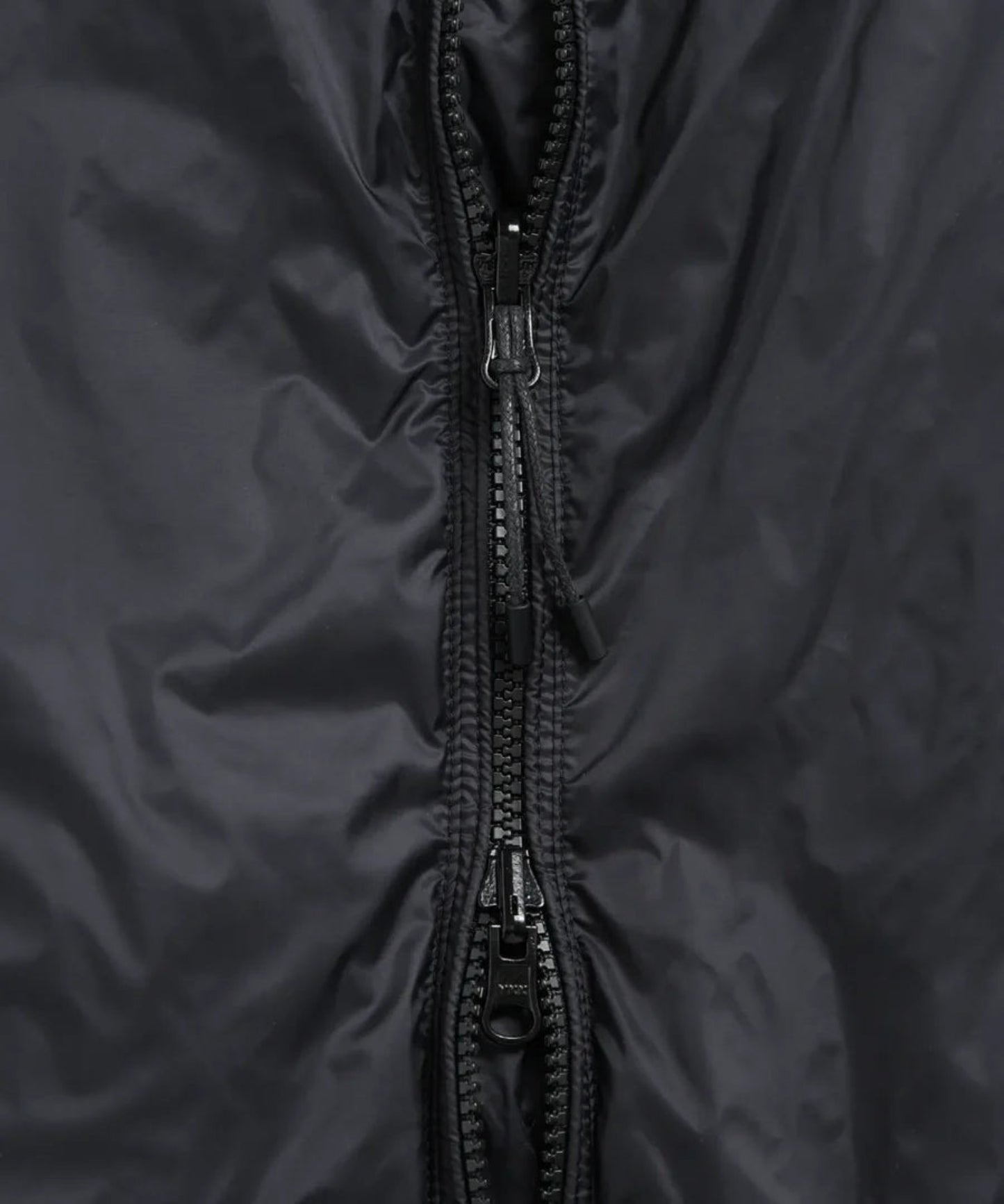 TAION / REVERSIBLE CHINA BUTTON INNER DOWN VEST