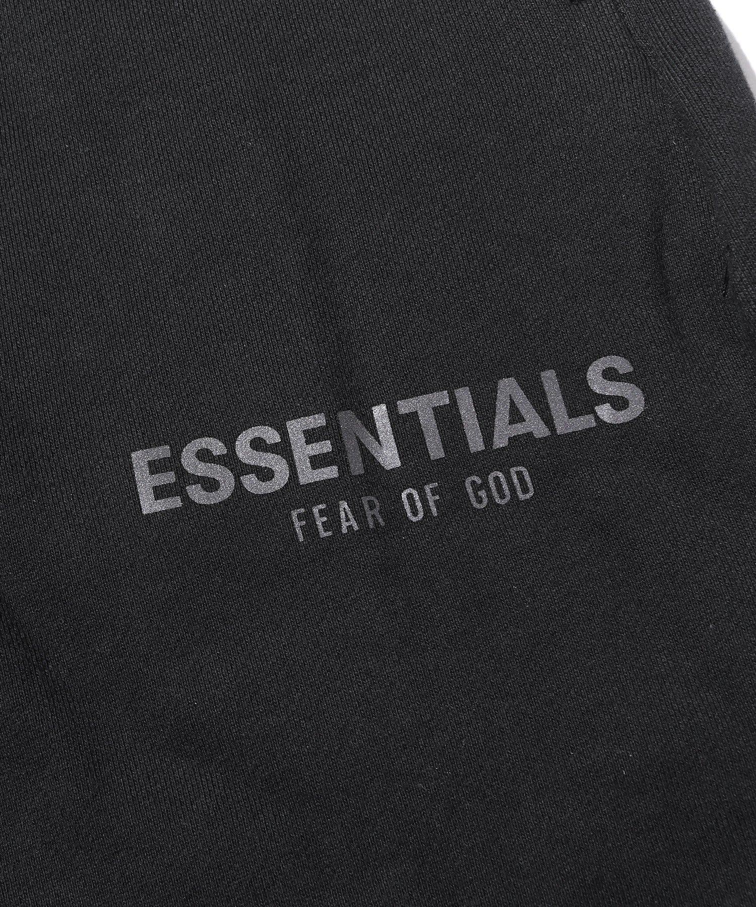 FOG ESSENTIALS/エッセンシャルズ Fear of god Essentials Tag Print Shorts