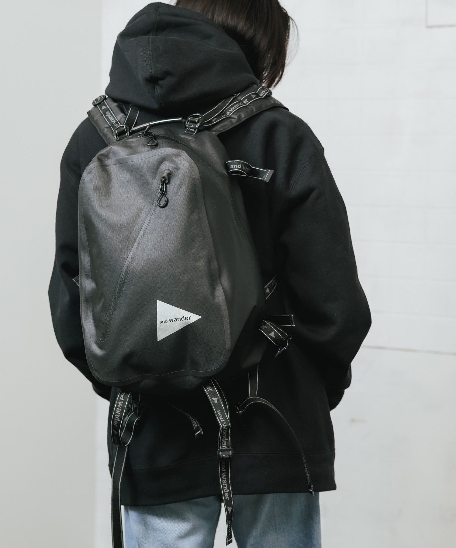 and wander/アンドワンダー waterproof daypack