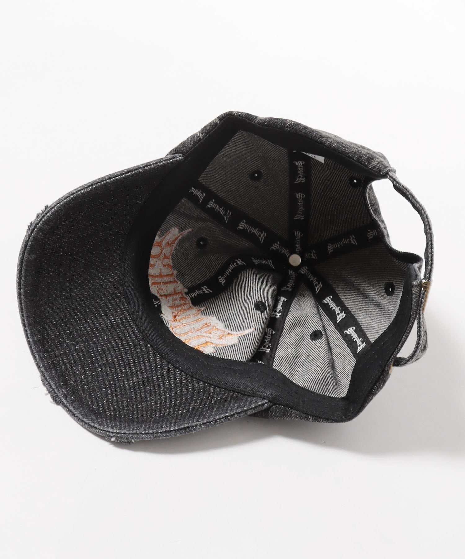 SUPPLIER/サプライヤー DAMAGED METAL LOGO CAP