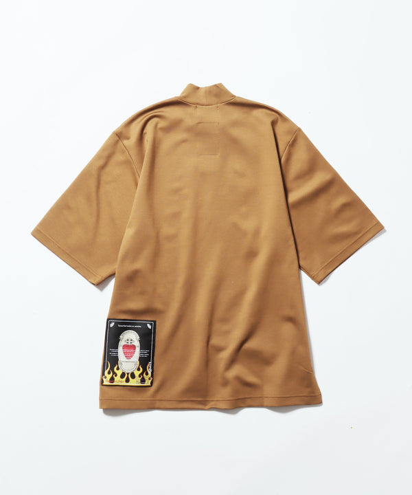 TENDER PERSON/テンダーパーソン "TENDER"LOGO MOCK NECK TEE