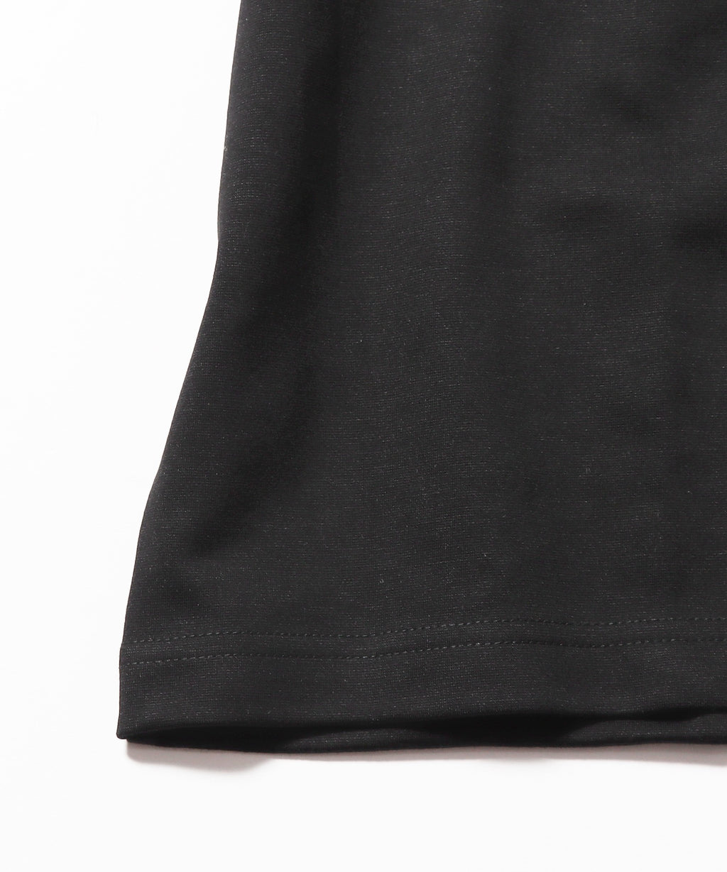 "TENDER" LOGO MOCK NECK TEE